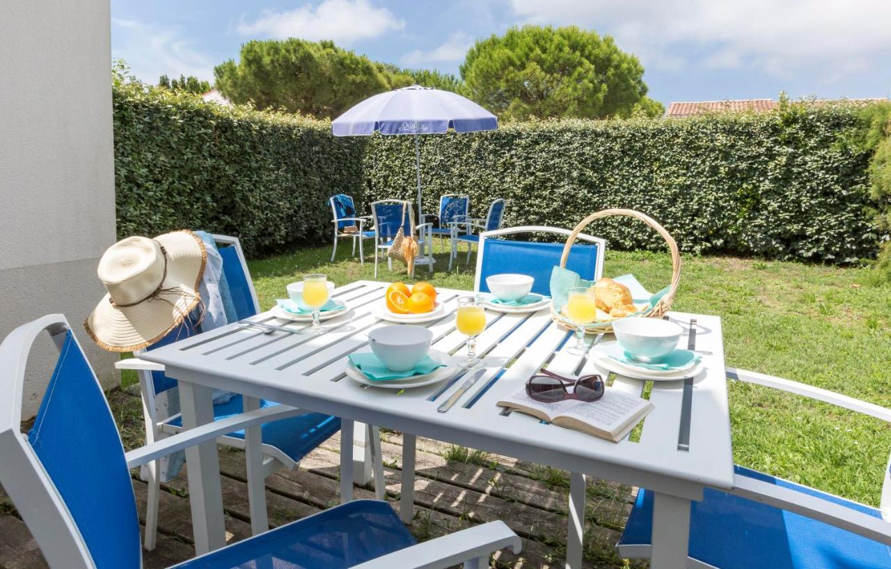 Residence Odalys Le Village Des Amareyeurs Le Chateau-d'Oleron Exterior photo