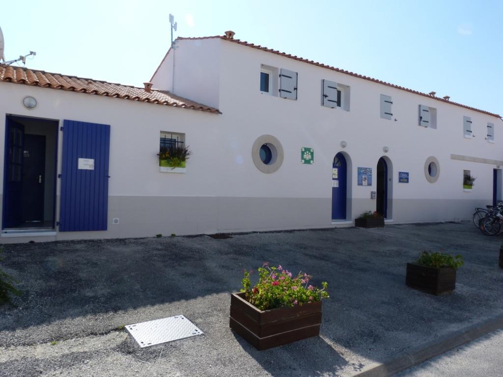Residence Odalys Le Village Des Amareyeurs Le Chateau-d'Oleron Exterior photo